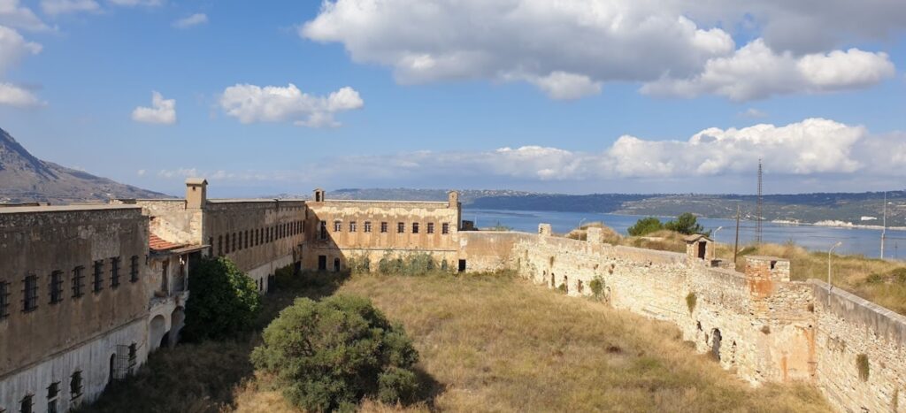 The yard inside the Izzedidin Fortress