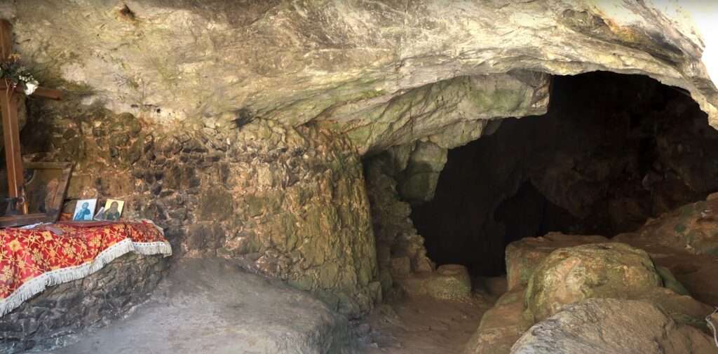 Katholiko Monastery: Cave of Saint John the Hermit