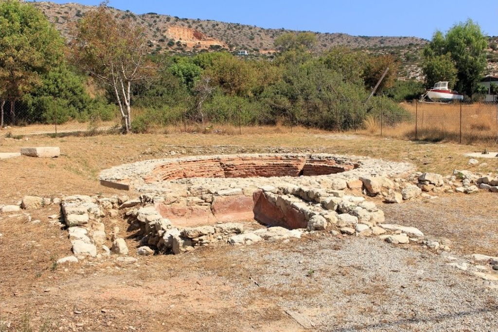 Ancient Minoa: A nearby attraction at Marathi Beach