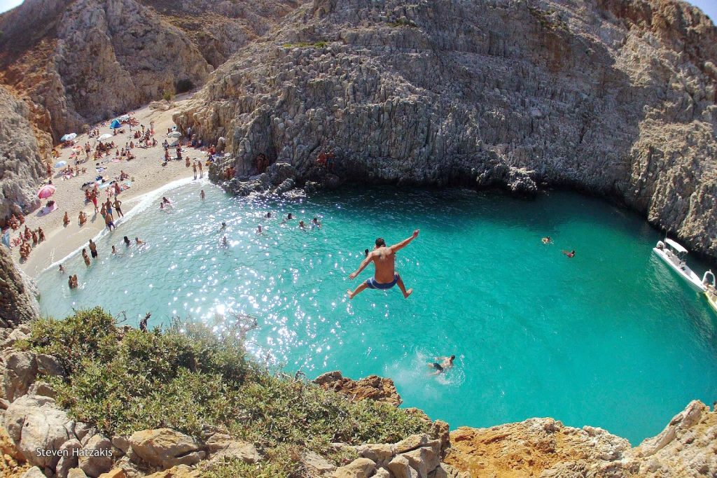 Seitan Limania: Cliff diving