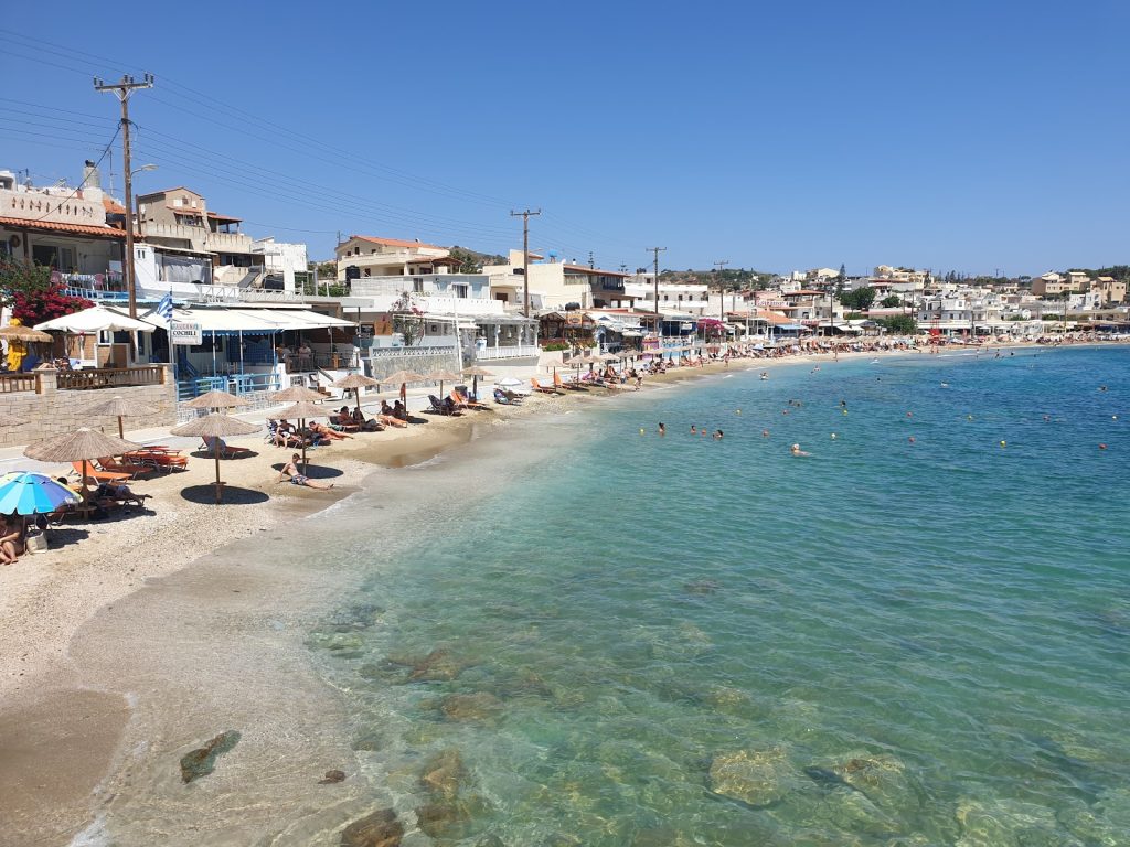 Agia Pelagia: The coastline