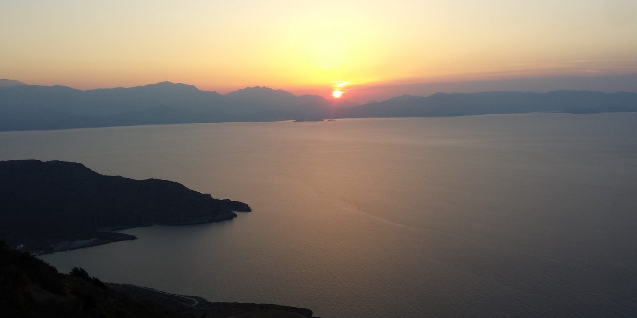 Agiofarago Gorge: Sunset over the hill