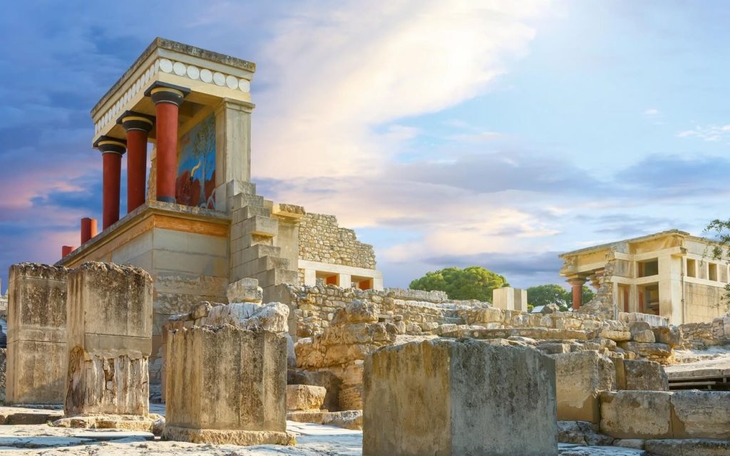 Knossos Palace: The Minoan roots