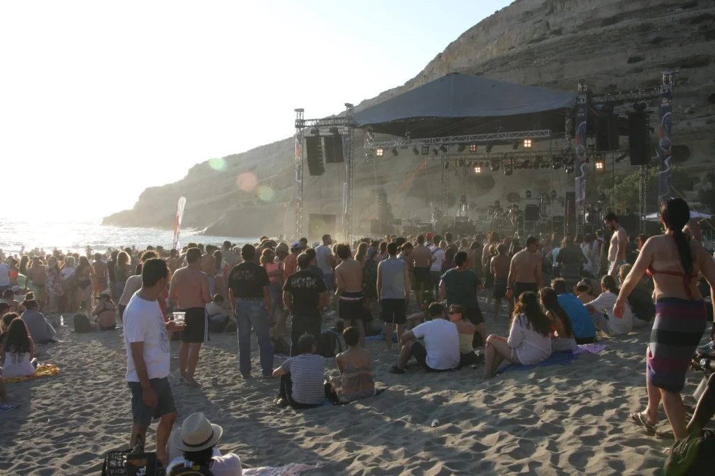 Matala Beach: Festival on the shore