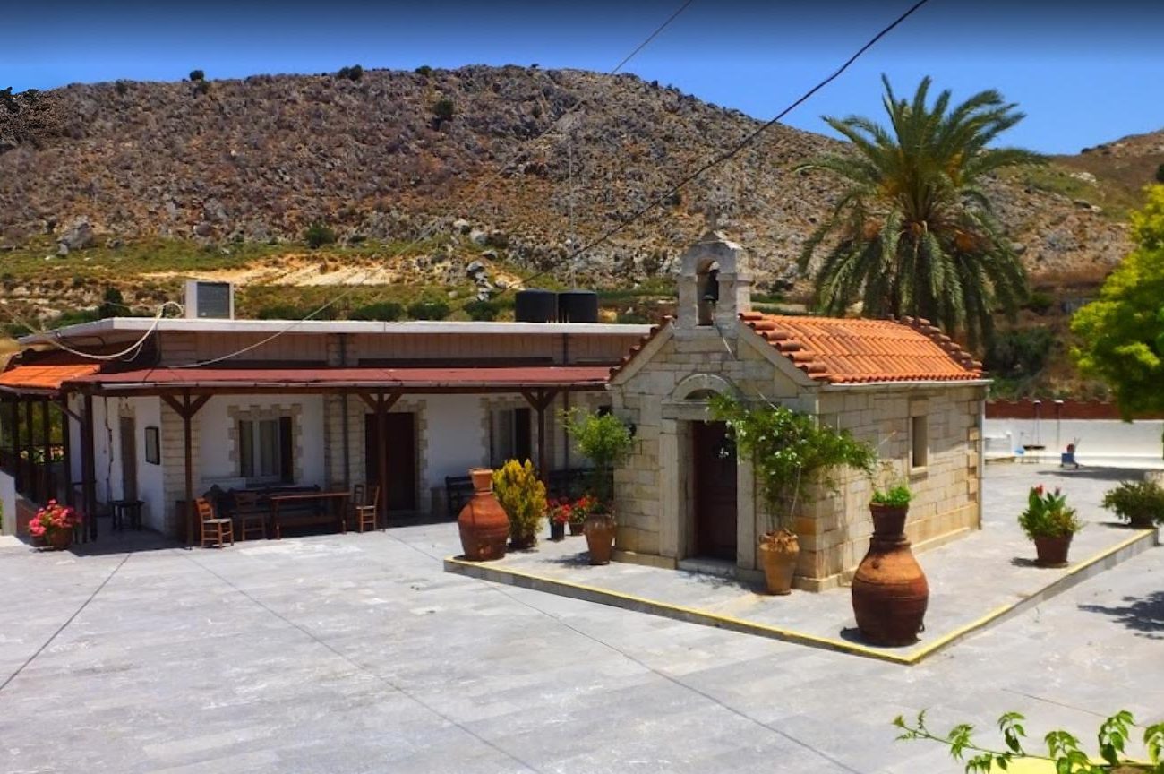 Agios Ioannis Theologos Monastery: Chapel near the Archontiko