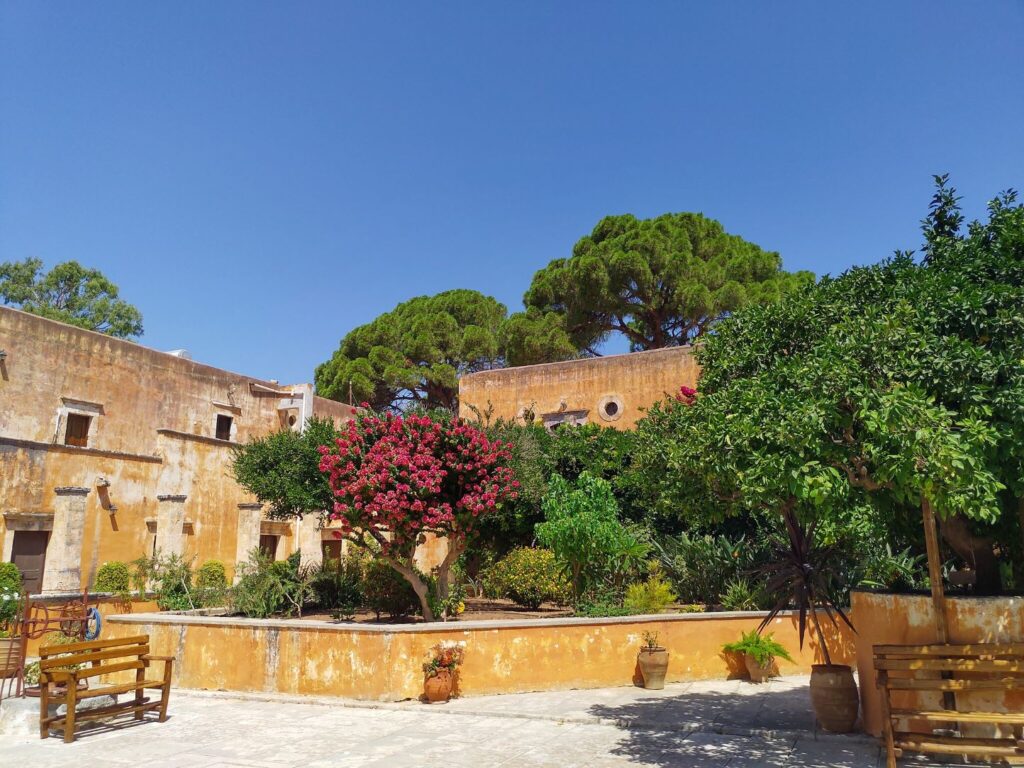 Agia Triada Monastery: Courtyard full of pots and trees