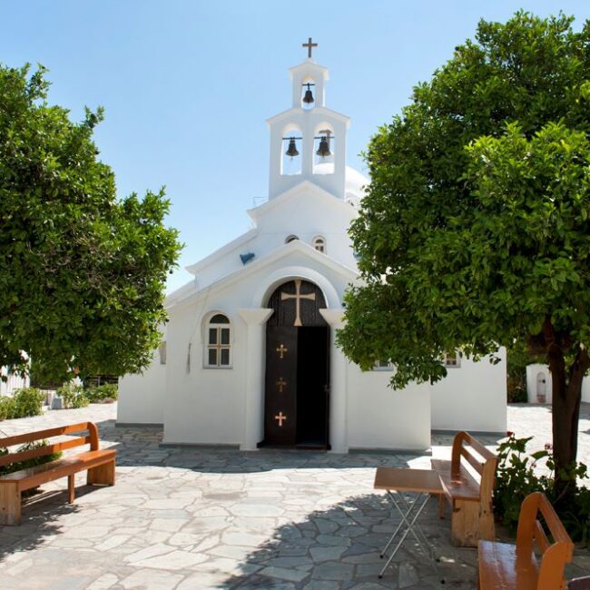 Ierapetra: Axion Esti Monastery