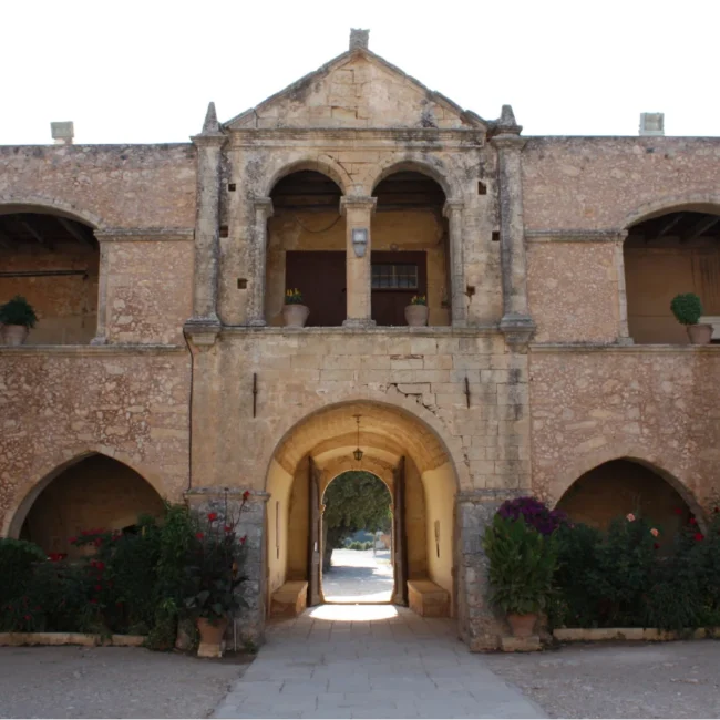 Arkadi Monastery: The entrance from inside the courtyard